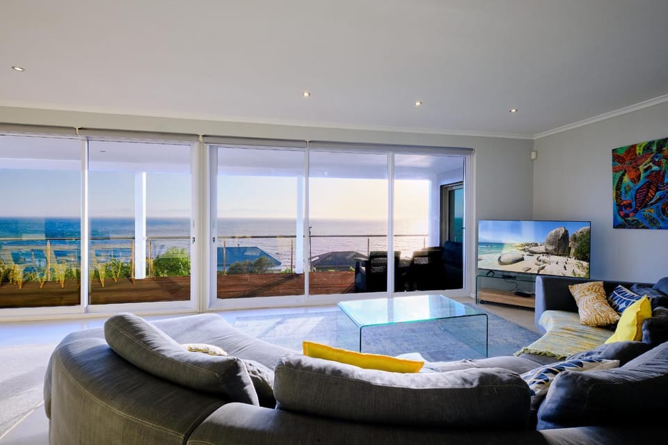 Living room, Sea view