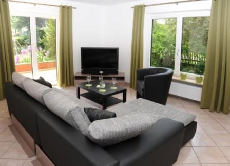 Living room, Decorative detail