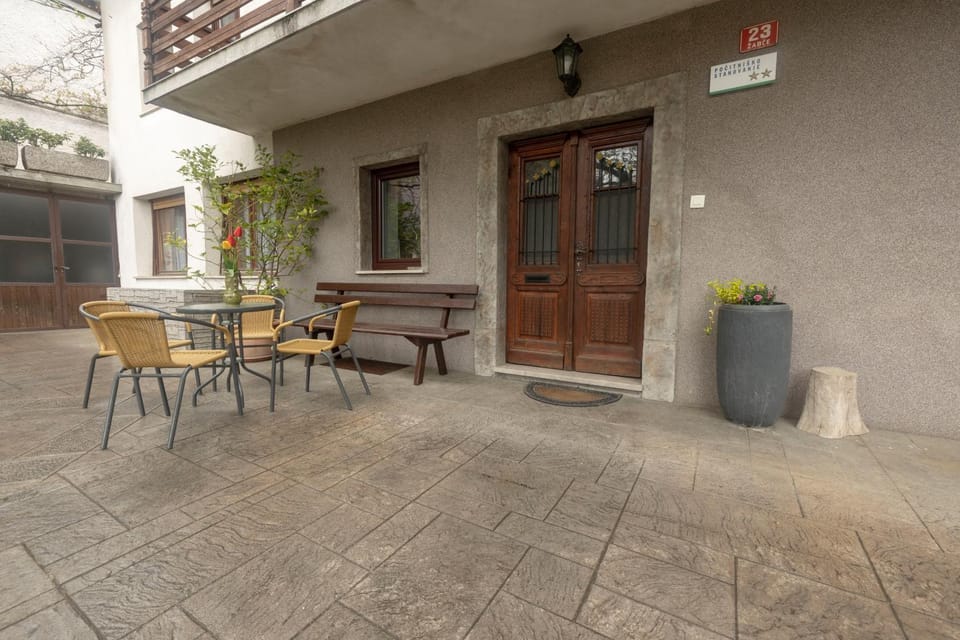 Property building, Inner courtyard view
