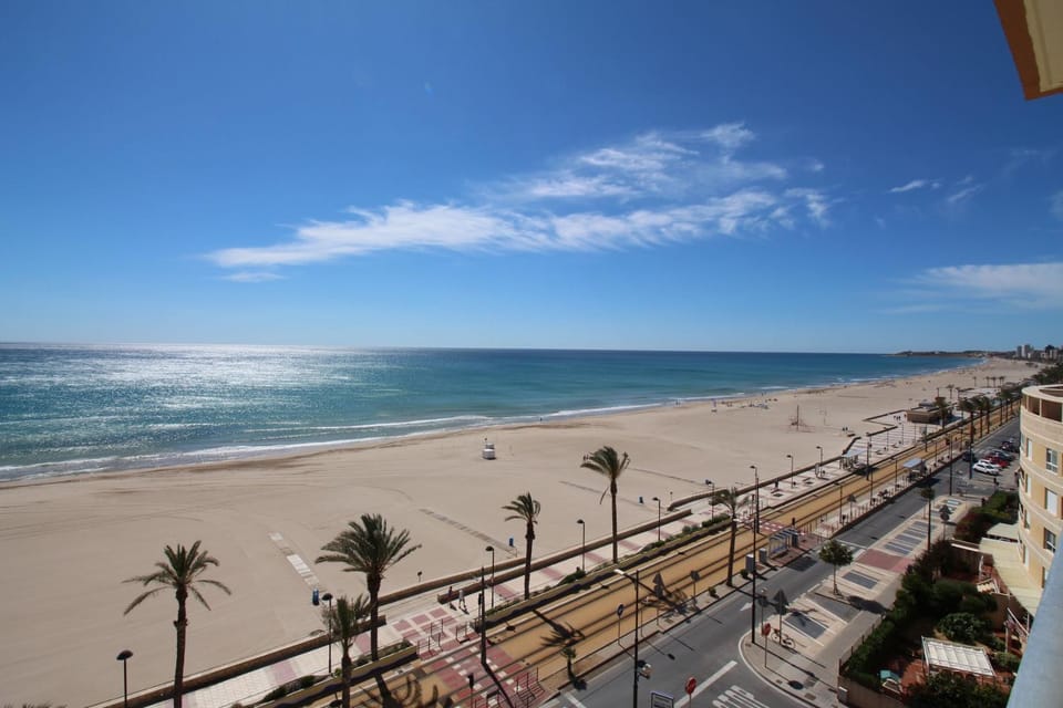 Nearby landmark, Day, Natural landscape, Bird's eye view, Other, Beach, City view, Sea view, Parking