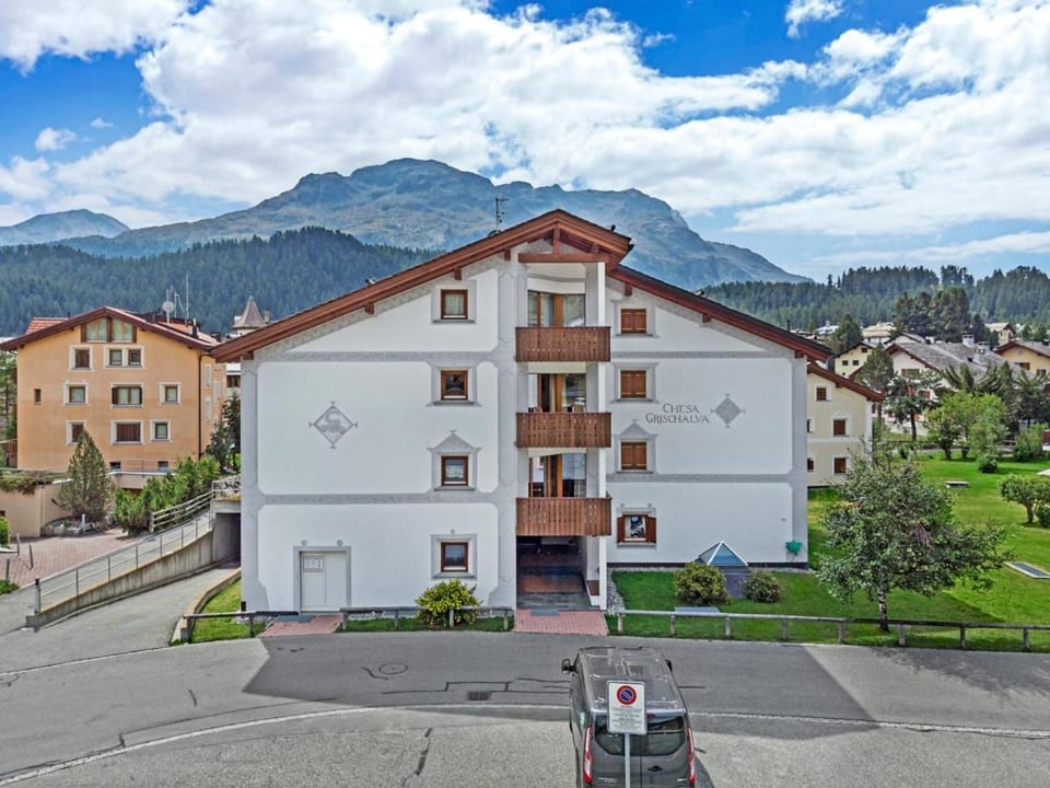 Abitaziun Grischalva 5 - Celerina Apartment in Saint Moritz