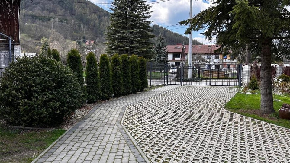 Nad Grajcarkiem Pieniny Apartment in Lesser Poland Voivodeship