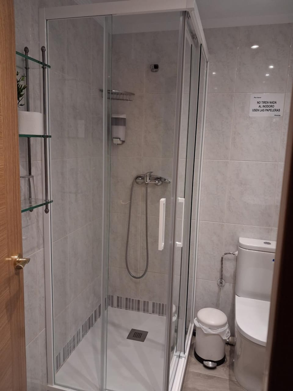 Habitaciones Javier LVI 0006 Bed and Breakfast in Vitoria-Gasteiz