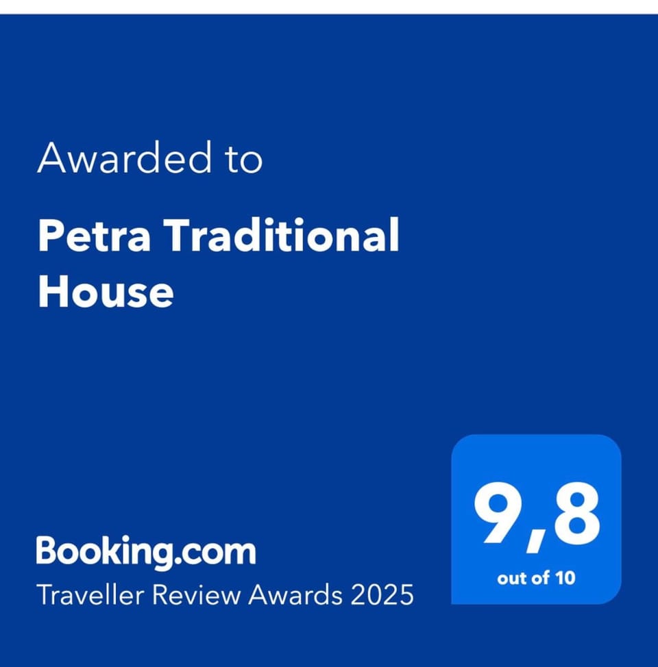 Petra Traditional House Apartment in Decentralized Administration of the Aegean