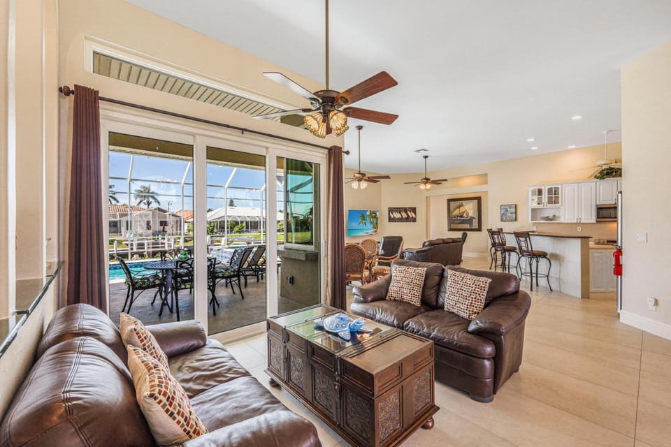 Waterfront home with pool, spa and walk to beach House in Marco Island