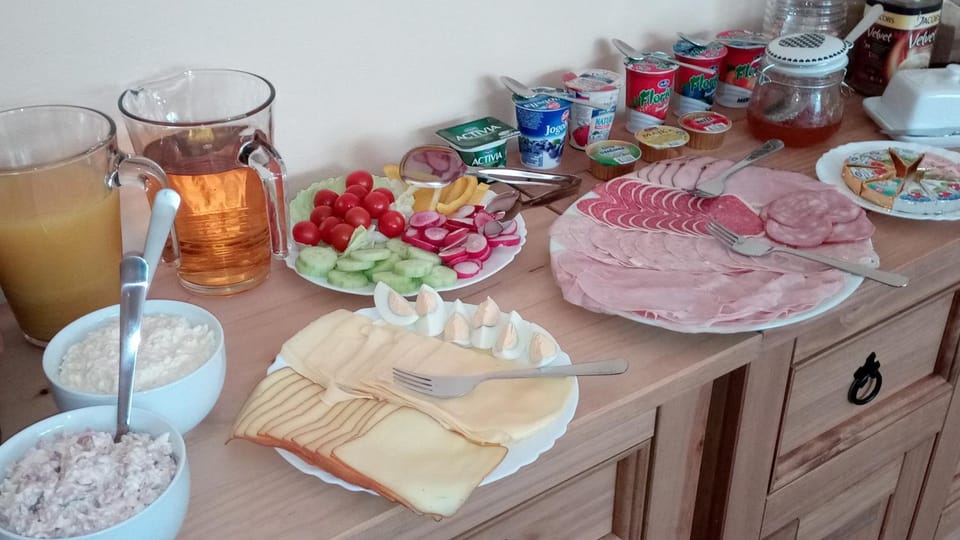 Continental breakfast