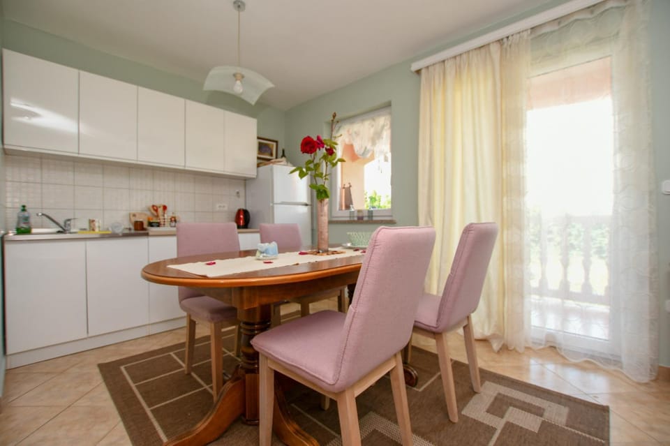 Apartment Emilija Apartment in Istria County