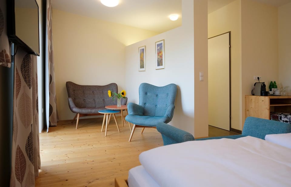 Living room, Seating area, Bedroom