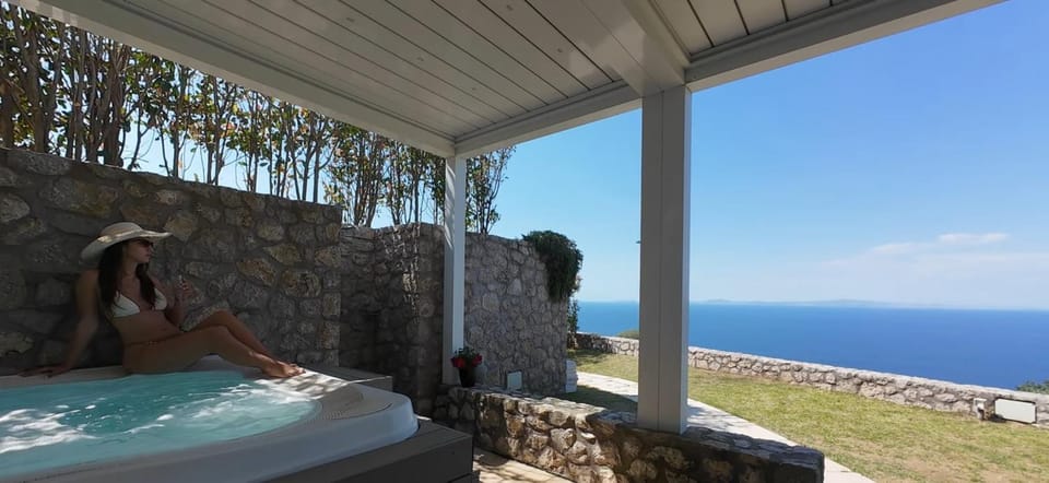 Hot Tub, Sea view