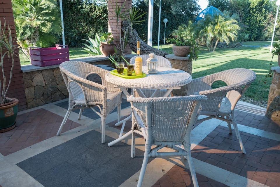 Patio, Garden
