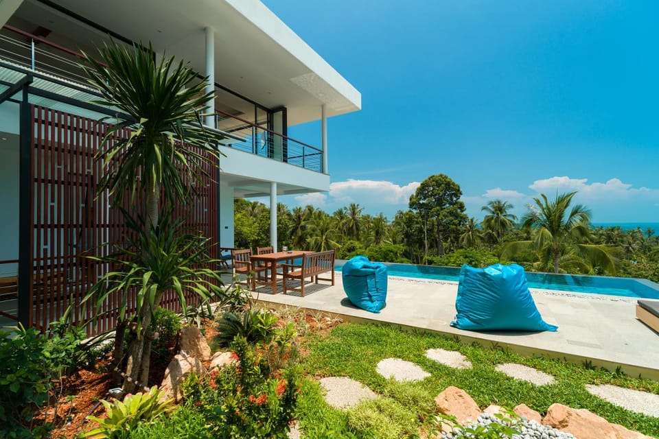 Garden, Swimming pool, Swimming pool