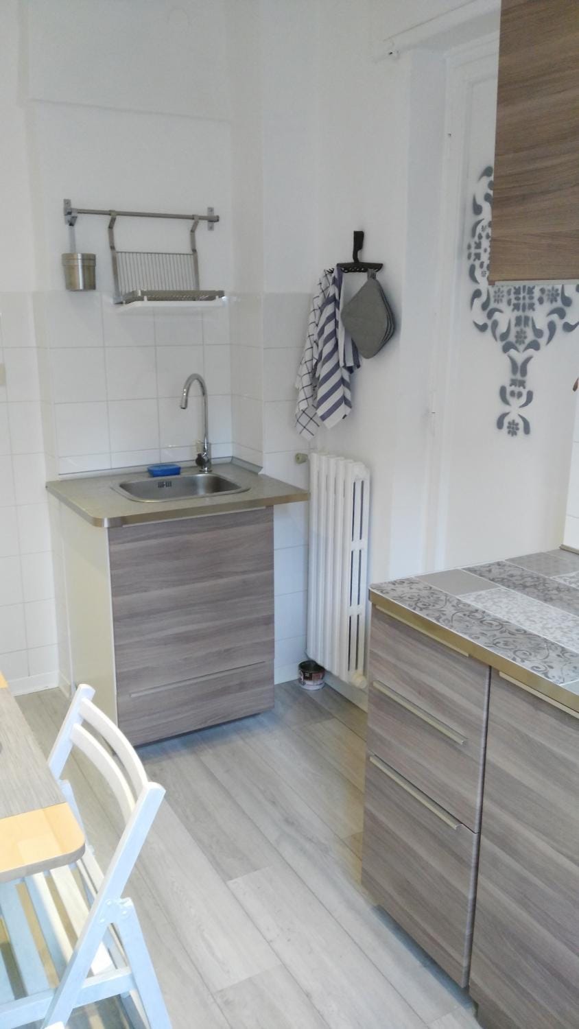 Kitchen or kitchenette