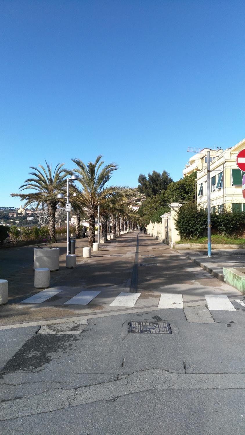 On site, Street view