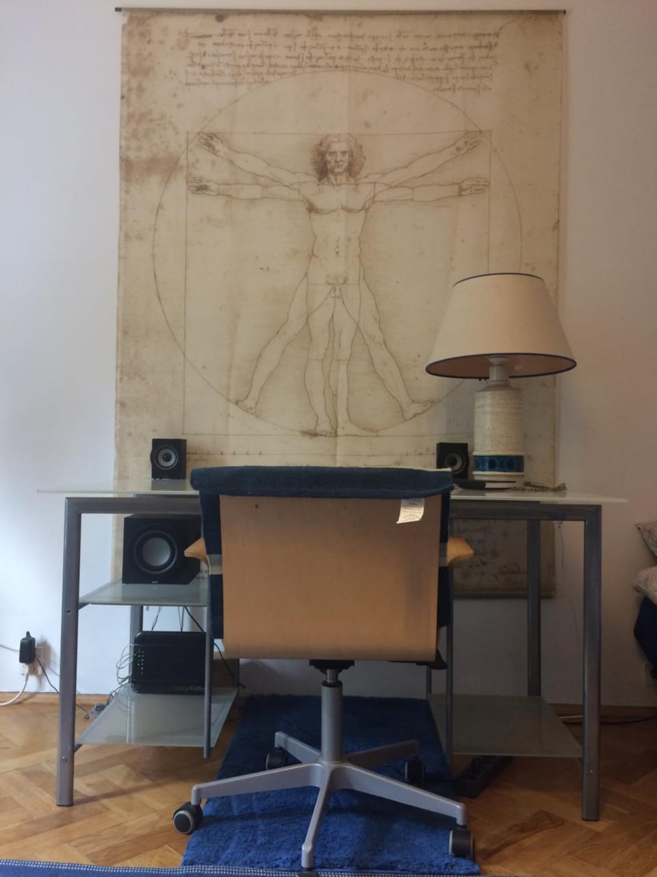 Photo of the whole room