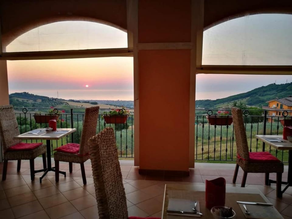 Balcony/Terrace, Balcony/Terrace, Continental breakfast, Sunrise