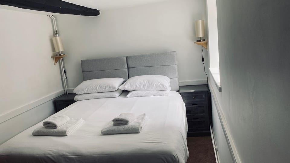Old Court Hotel & Apartments Hotel in Forest of Dean