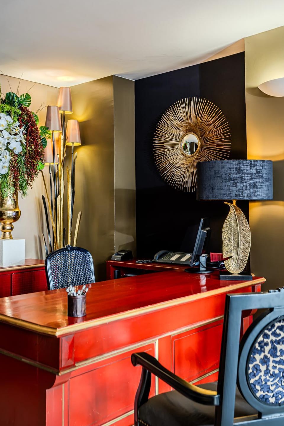 Lobby or reception, Decorative detail, furniture