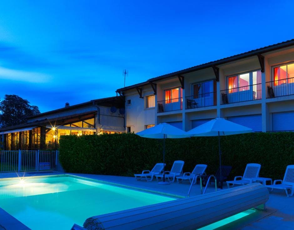 Property building, Night, Activities, On site, Garden view, Pool view, Swimming pool, sunbed