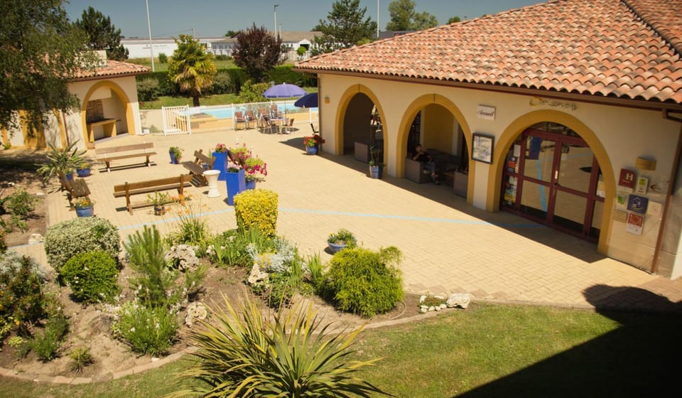 Garden, Pool view