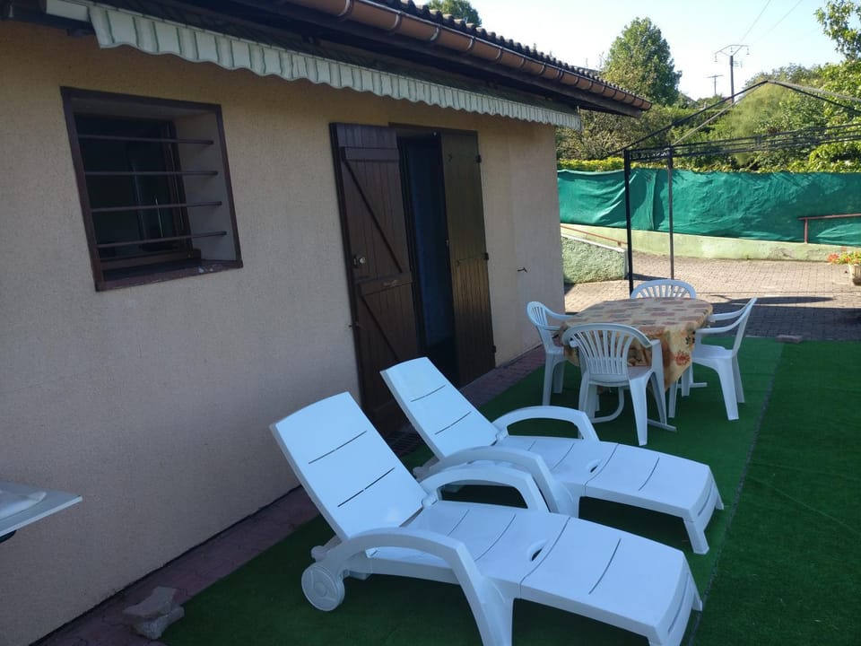 Le Belvue Bed and Breakfast in Auvergne-Rhône-Alpes