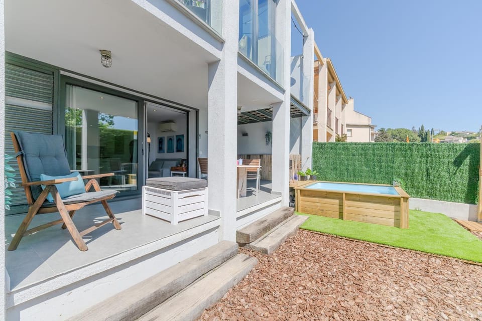 Patio, Swimming pool