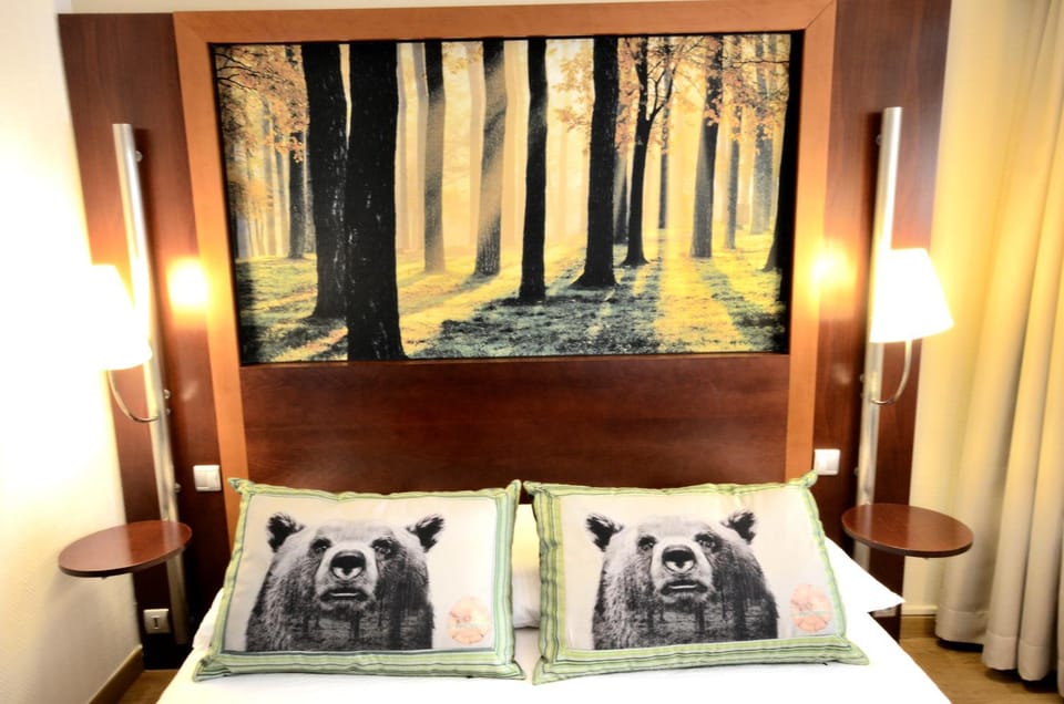 Decorative detail, Bedroom