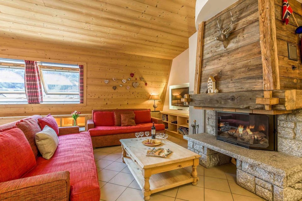Le Paradis 18 & 18b appts - Chamonix All Year Apartment in Chamonix