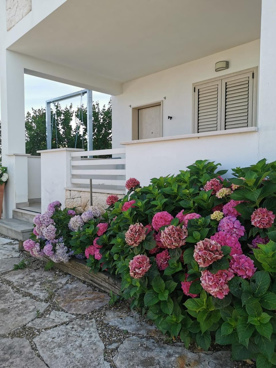 Property building, Spring, Day, Garden, View (from property/room), Balcony/Terrace, Garden view