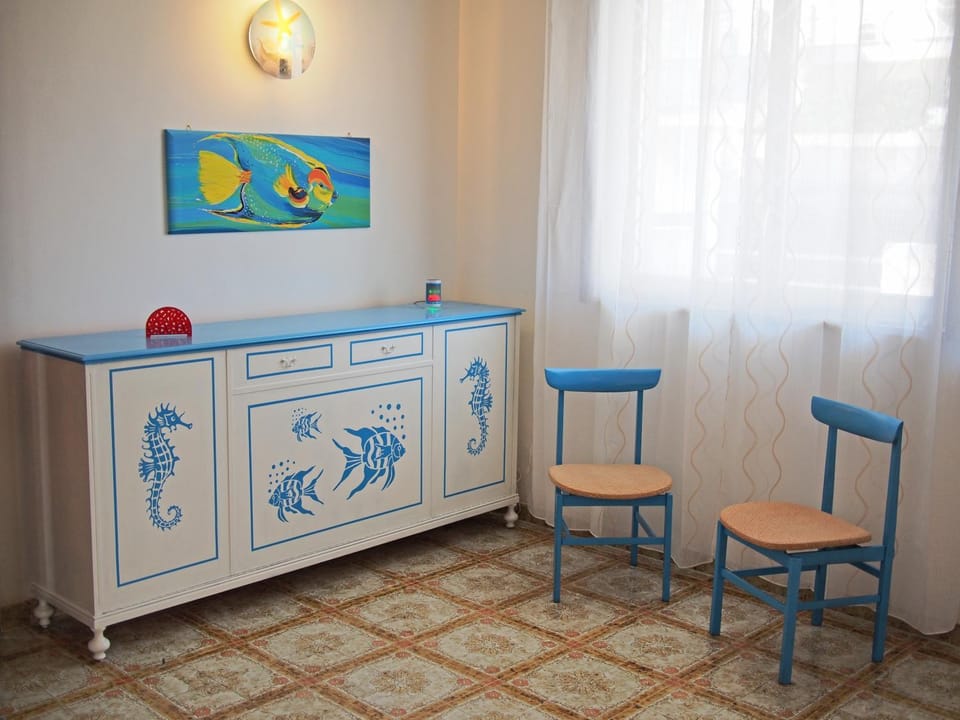 Living room, Decorative detail