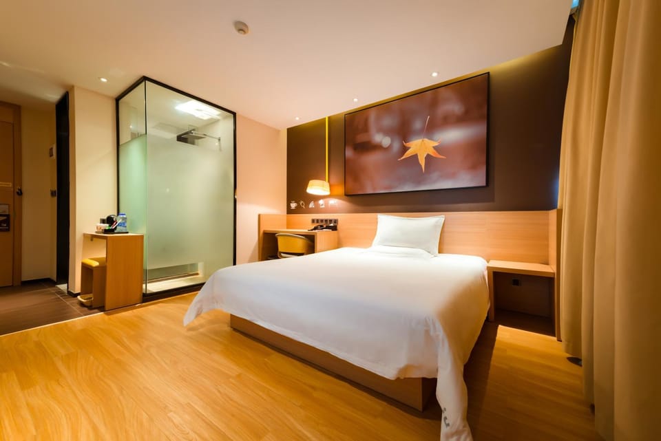 IU Hotel Kunming Xishan Wanda Railway Station Hotel in China