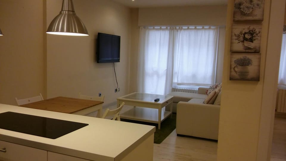 APARTAMENTO Plaza de la Peregrina Pontevedra VUT-PO-03908 Apartment in Pontevedra