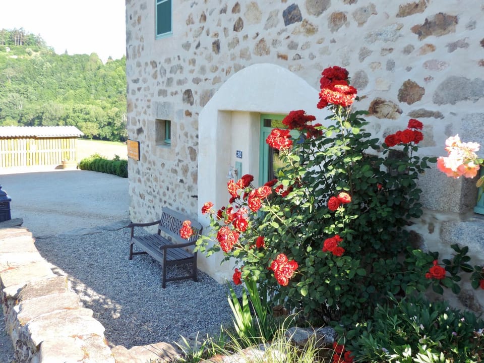 Facade/entrance, Property logo or sign, Decorative detail, Garden view, Mountain view, Parking, Internal: Not applicable to any particular room