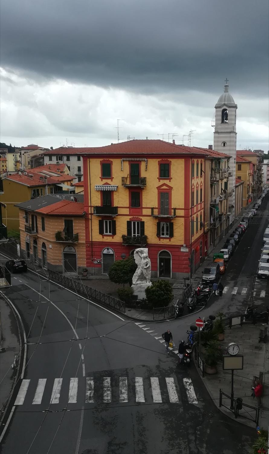 Neighbourhood, Street view