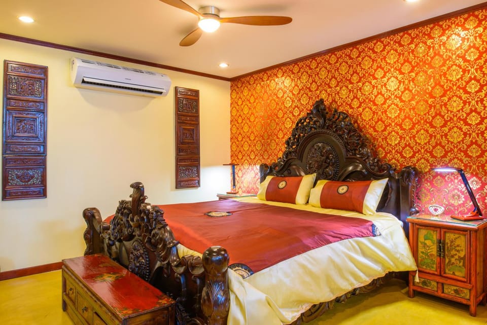 Deluxe Town House in the Old City House in Chiang Mai