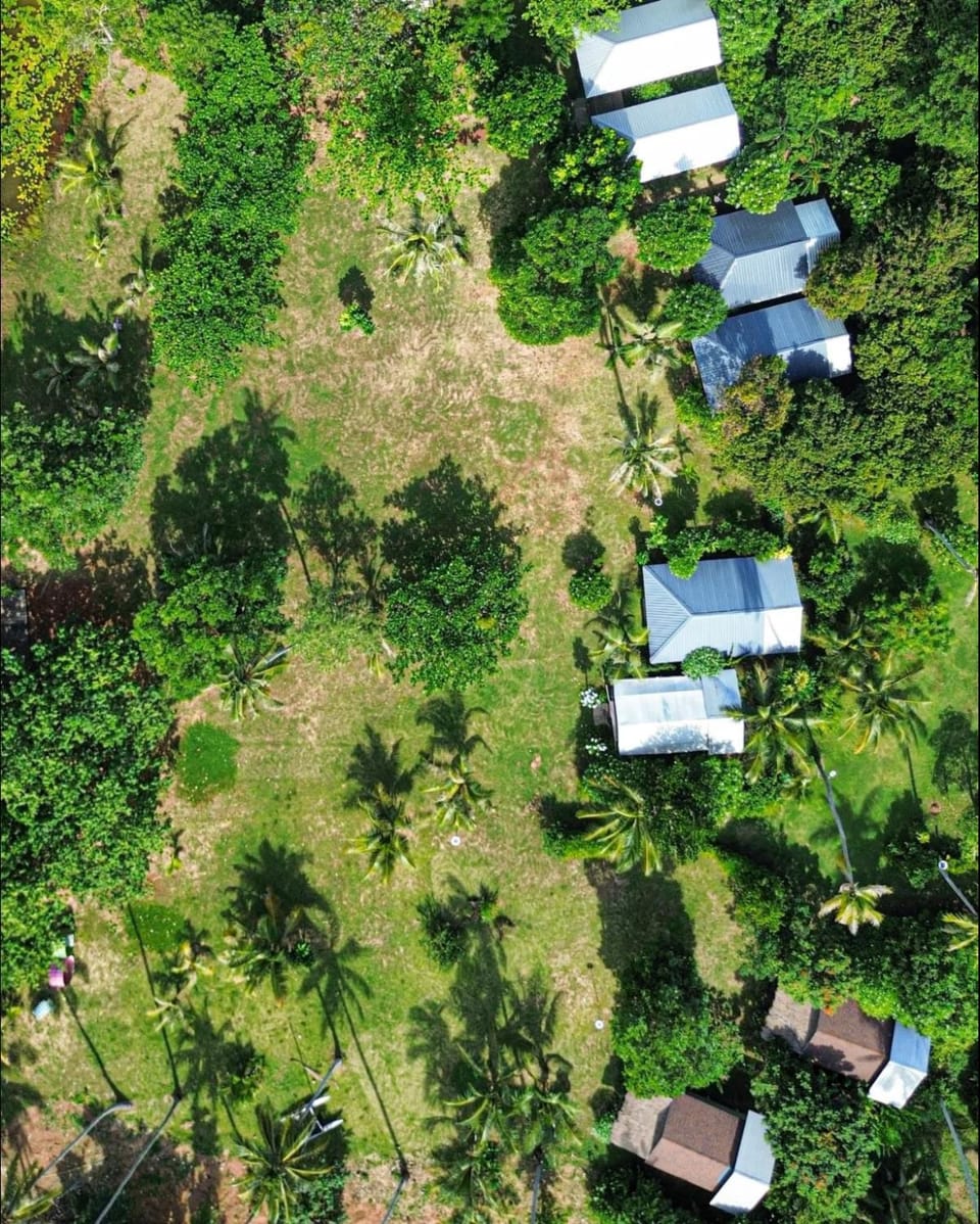 Naivacha Tent Koh Mak Campground/ 
RV Resort in Trat Changwat