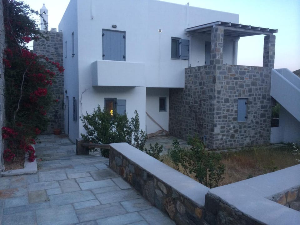 Property building, On site