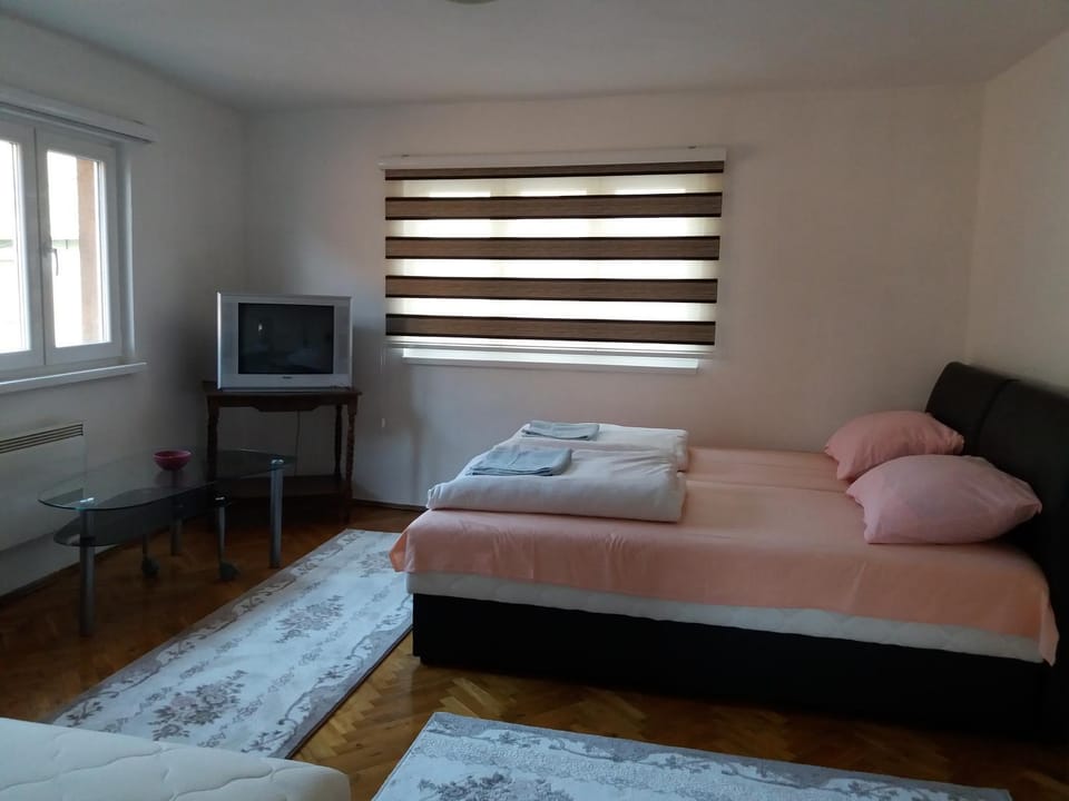 Guest House Džemo Bed and Breakfast in Sarajevo