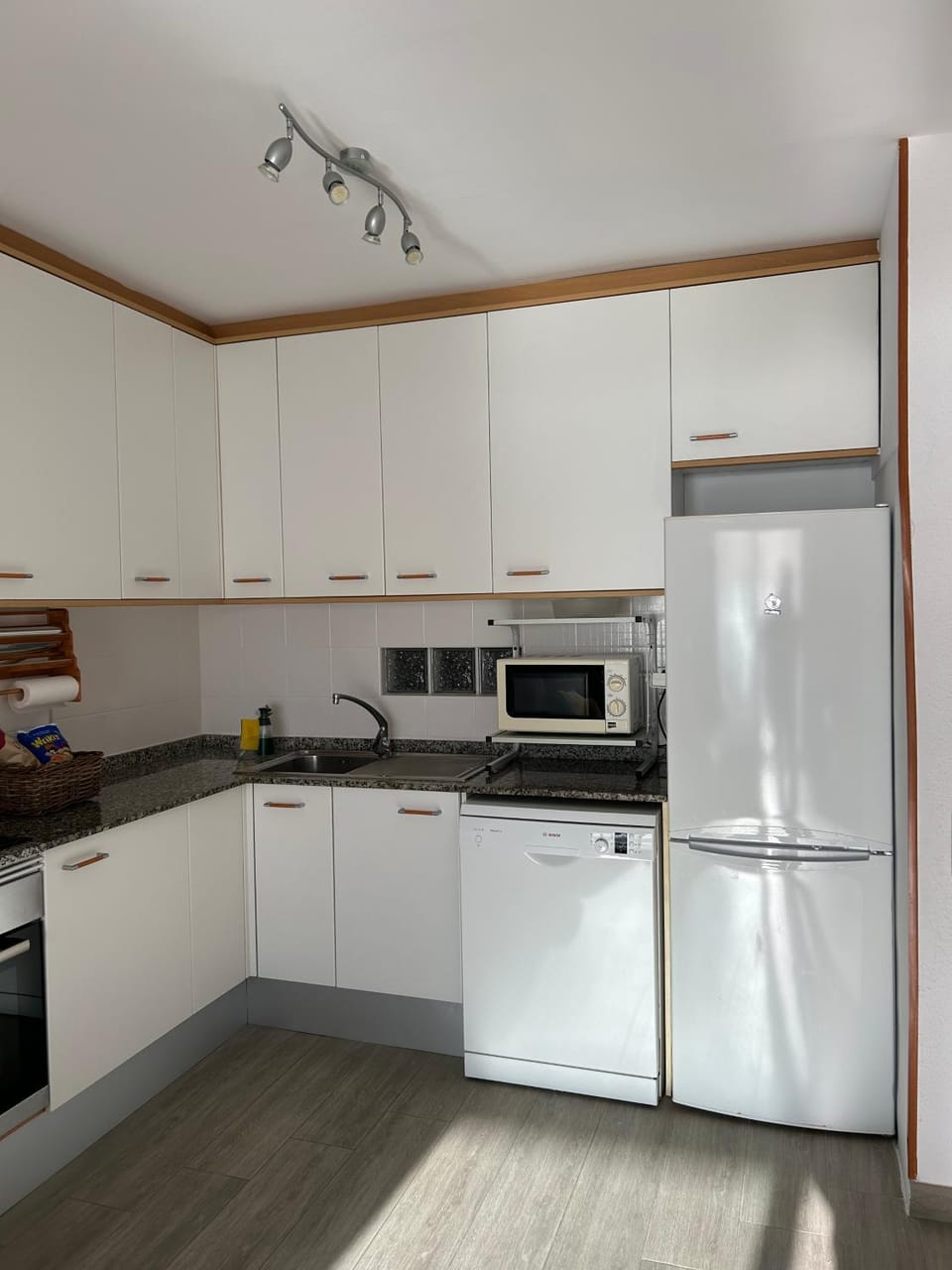 Kitchen or kitchenette, dishwasher, minibar, pet friendly