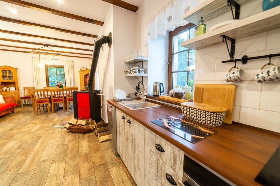 Communal lounge/ TV room, Communal kitchen