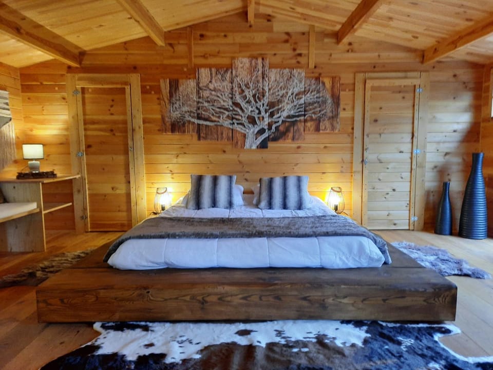 Domaine de la Vitarelle Glamping Luxury tent in Occitanie