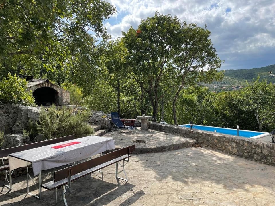 Natural landscape, Mountain view, Pool view, Swimming pool