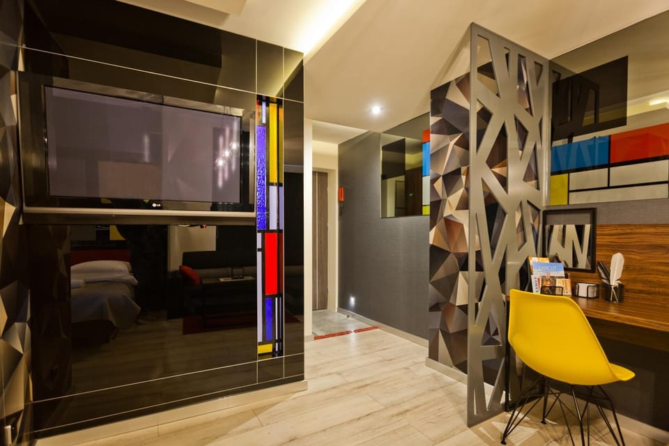 Living room, Seating area