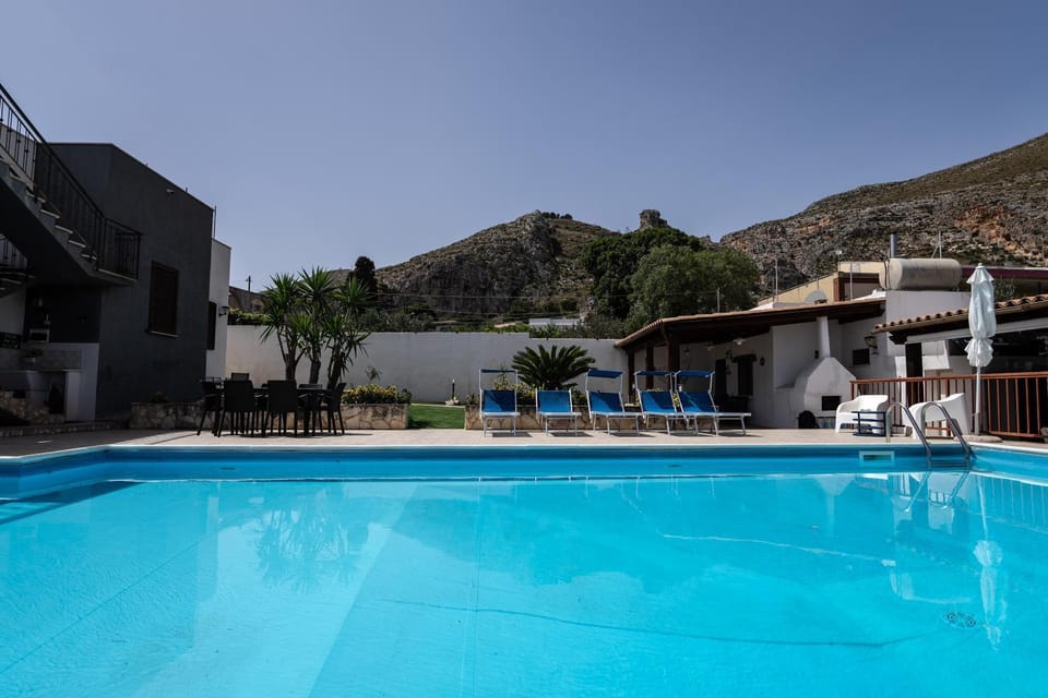 Villa Giulia Tonnara di Bonagia Bed and Breakfast in Sicily