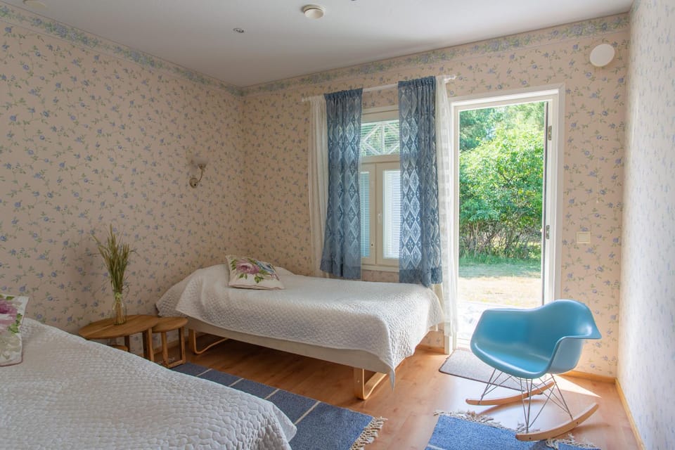 Bed, Photo of the whole room