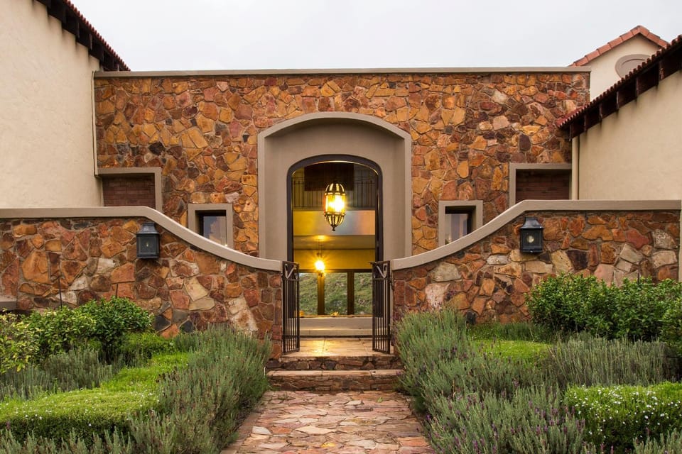 Facade/entrance, Garden