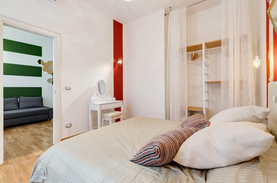 Seating area, Bedroom