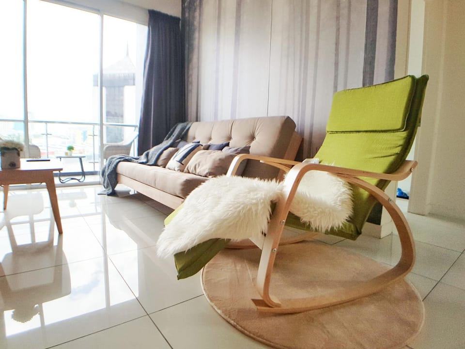 Living room, Seating area