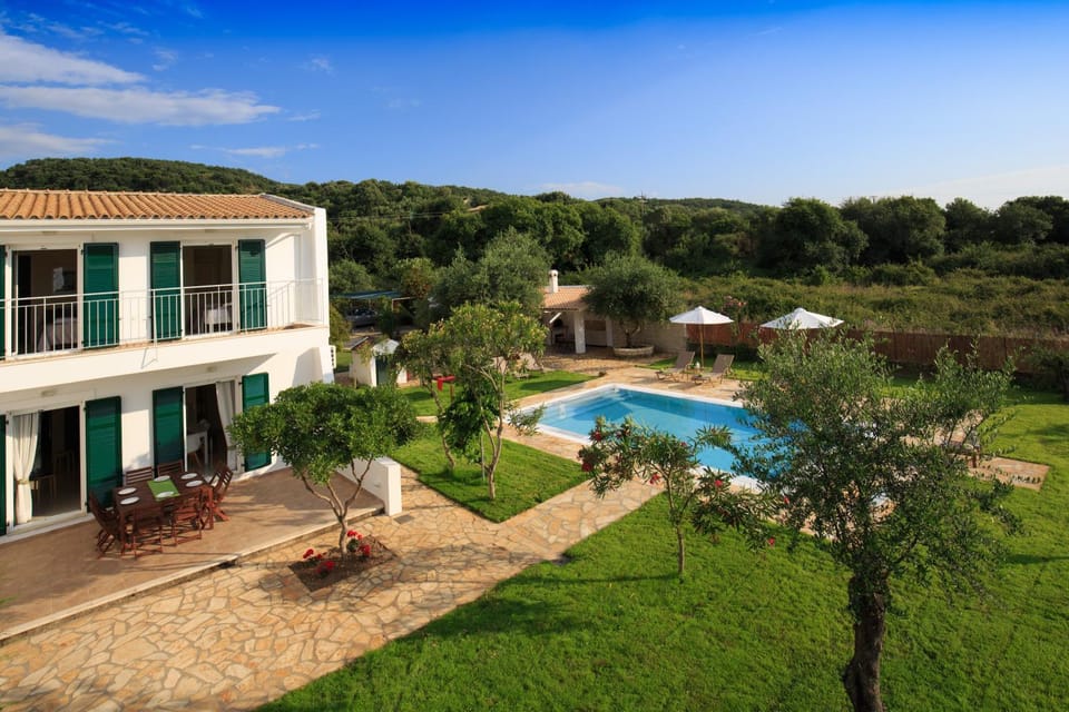 Bird's eye view, Swimming pool