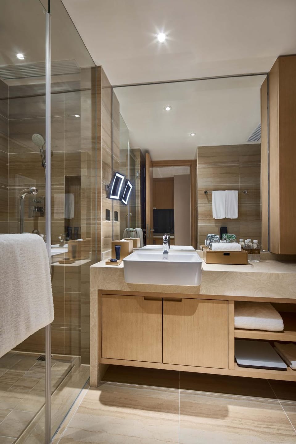 Shower, Bathroom, towels