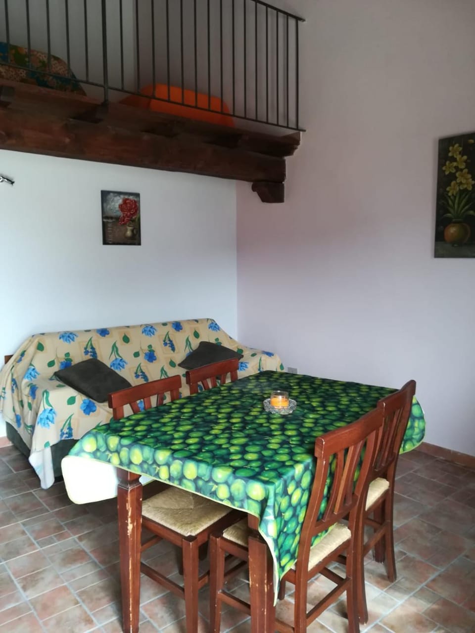 Seating area